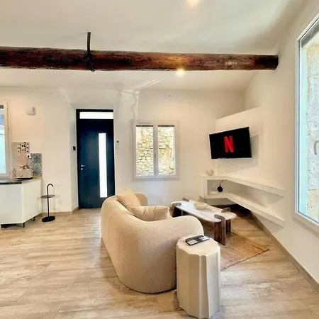 Duplex Central, 2 Personnes, Centre-ville, Lit 180x200 * Nîmes